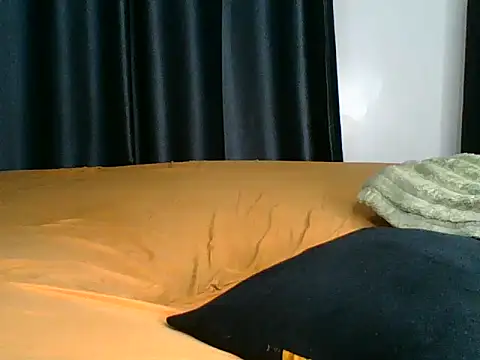 Snapshot of Switmelanin chatting on 05-02-26, 09:20 Switmelanin online show from 05-02-26, 09:20