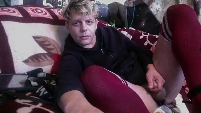 Snapshot of Phelyxx_elgato chatting on 01-02-25, 06:34 Phelyxx elgato online show from 01-02-25, 06:34