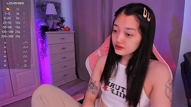 FreyaRaya online show from 12-11-24, 08:47