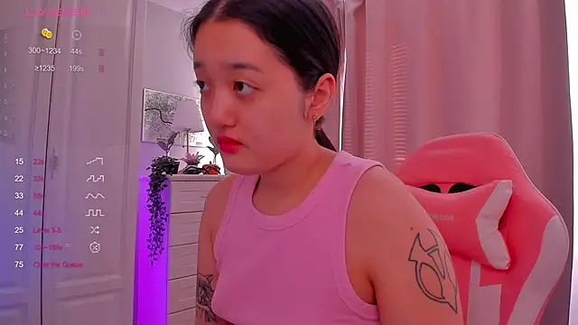 FreyaRaya online show from 02-08-25, 09:13