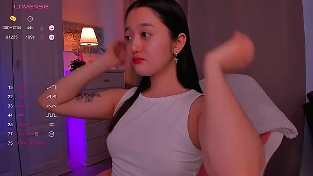 FreyaRaya online show from 02-16-25, 09:37