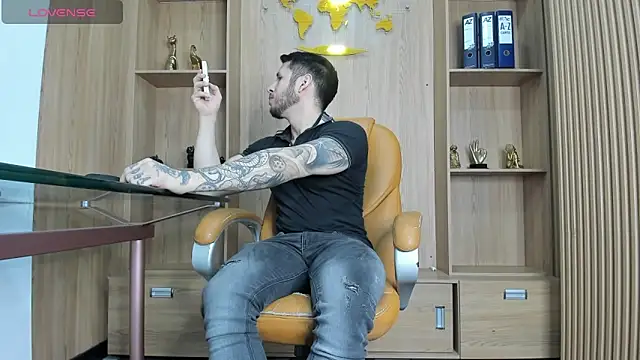 George Diesell online show from 04-28-26, 04:06