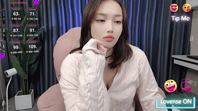 Snapshot of Cothy_Ti chatting on 01-18-25, 05:59 Cothy Ti online show from 01-18-25, 05:59