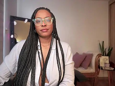 Snapshot of evangeline_ch chatting on 02-26-25, 01:52 evangeline ch online show from 02-26-25, 01:52