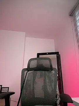 Snapshot of evangeline_ch chatting on 10-13-25, 03:12 evangeline ch online show from 10-13-25, 03:12