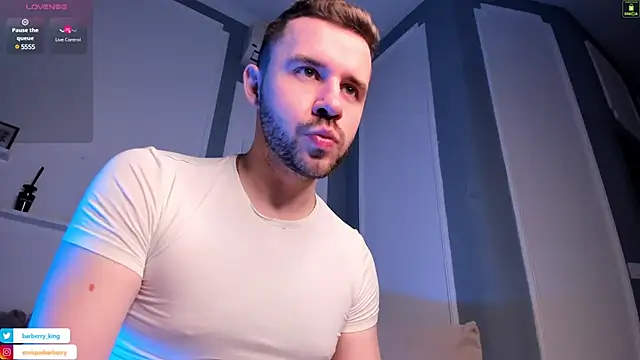 EnriqueBarberry online show from 12-18-24, 06:21