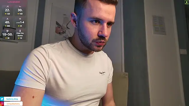 EnriqueBarberry online show from 03-10-25, 06:27