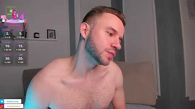 EnriqueBarberry online show from 12-21-25, 06:31