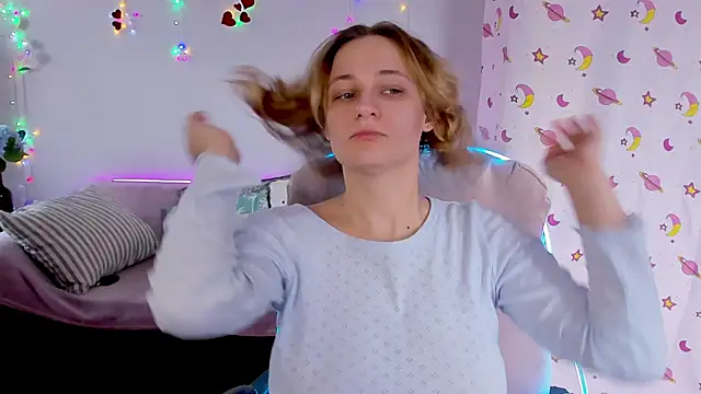 Snapshot of Evelyn_Harper@xh chatting on 03-07-25, 08:23 Evelyn Harperxh online show from 03-07-25, 08:23