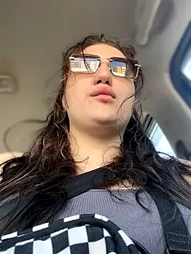 JessiMur online show from 11-14-25, 04:11