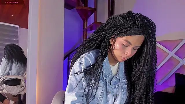 nayah   online show from 01-21-25, 08:54