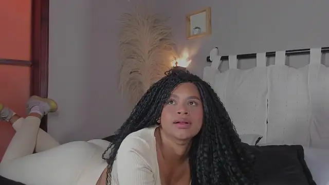 nayah   online show from 01-23-25, 10:54