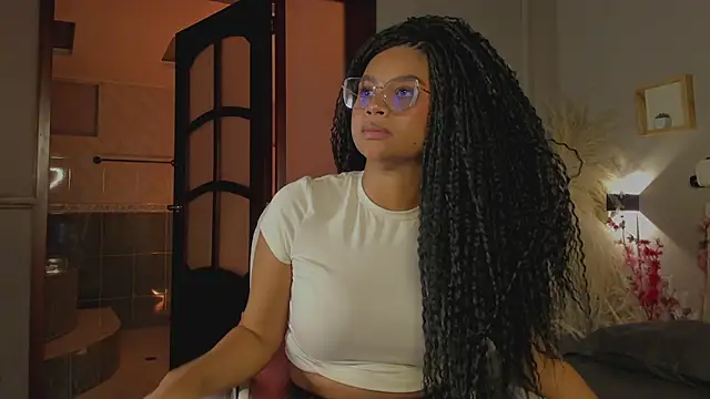 nayah   online show from 02-08-25, 09:04