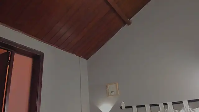 nayah   online show from 02-24-25, 10:58