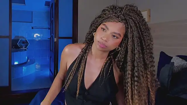 nayah   online show from 10-11-25, 08:07