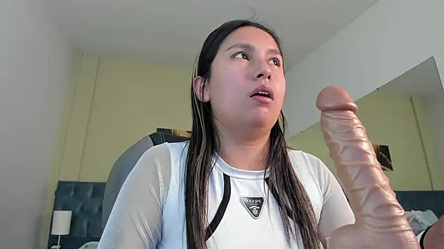 Snapshot of _Natalie18 chatting on 02-02-25, 08:30 Natalie18 online show from 02-02-25, 08:30