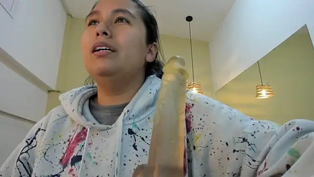 Snapshot of _Natalie18 chatting on 10-12-25, 03:22 Natalie18 online show from 10-12-25, 03:22