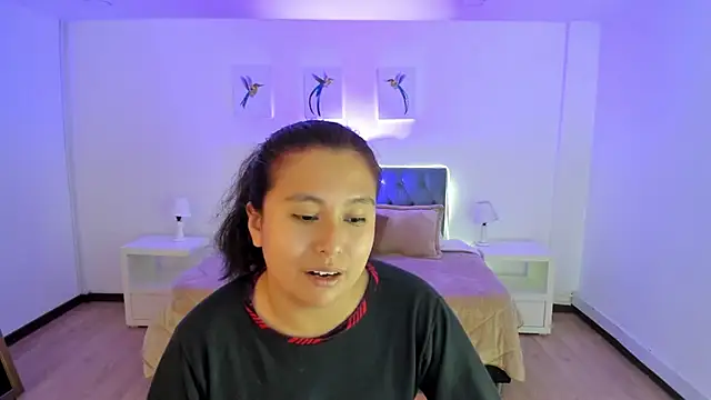 Snapshot of _Natalie18 chatting on 11-14-25, 04:11 Natalie18 online show from 11-14-25, 04:11