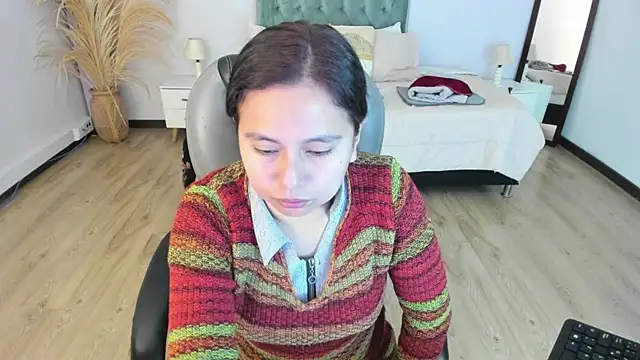 Snapshot of _Natalie18 chatting on 11-23-25, 11:48 Natalie18 online show from 11-23-25, 11:48