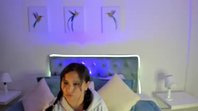 Snapshot of _Natalie18 chatting on 11-27-25, 03:30 Natalie18 online show from 11-27-25, 03:30