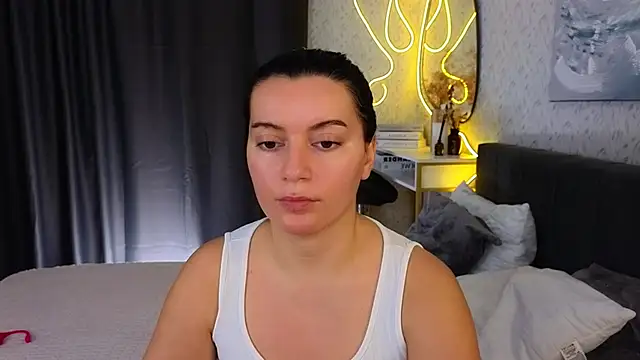 YourSweetDream  online show from 02-06-25, 08:18