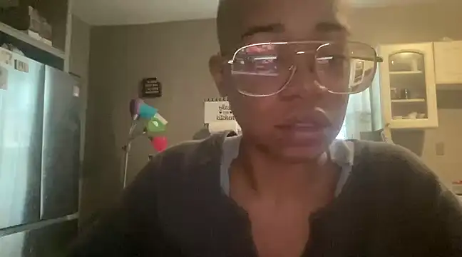 MommyConfident online show from 12-01-24, 08:20