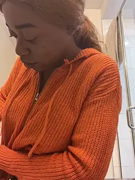 MommyConfident online show from 12-13-24, 04:33