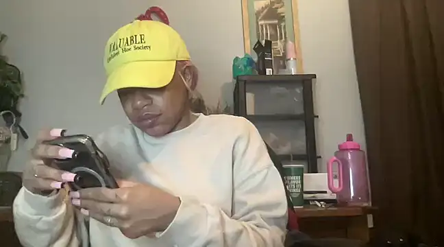 MommyConfident online show from 03-21-25, 01:56