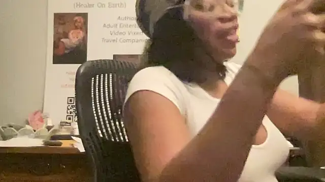 MommyConfident online show from 06-10-26, 05:39