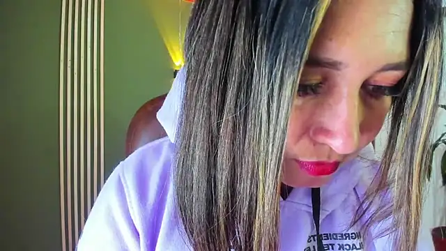 Devil Sara online show from 03-15-25, 08:21