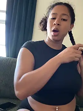 Snapshot of VanessaBling chatting on 11-06-25, 09:15 VanessaBling online show from 11-06-25, 09:15