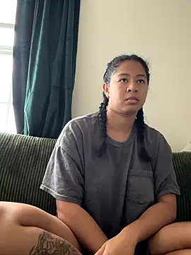 Snapshot of VanessaBling chatting on 12-05-25, 03:41 VanessaBling online show from 12-05-25, 03:41