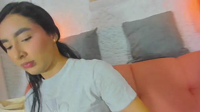 emiily s online show from 11-08-25, 12:05