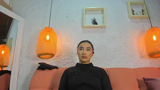 emiily s online show from 12-04-25, 12:03