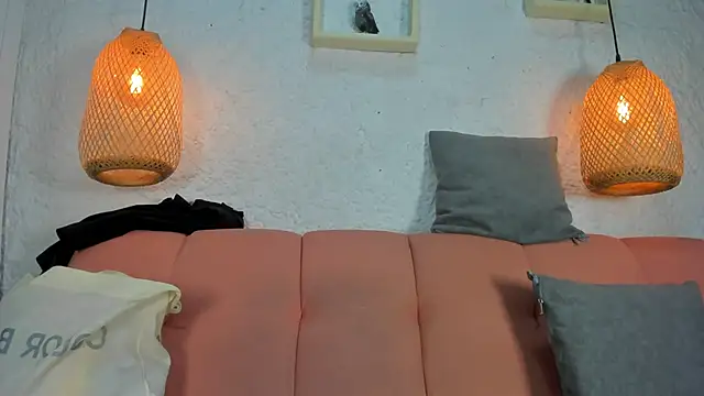 emiily s online show from 12-15-25, 12:09