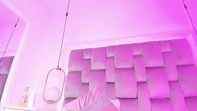 Snapshot of PamelaMendez_ chatting on 02-02-25, 12:13 PamelaMendez online show from 02-02-25, 12:13