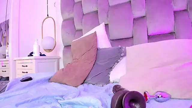 Snapshot of PamelaMendez_ chatting on 03-04-25, 09:18 PamelaMendez online show from 03-04-25, 09:18