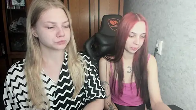 Snapshot of Rachel_Sharp chatting on 09-12-25, 04:34 Rachel Sharp online show from 09-12-25, 04:34