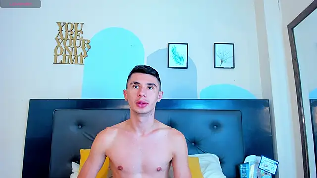 Jotastevensxx online show from 04-30-26, 07:09