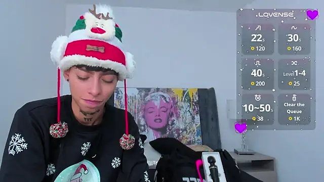 Snapshot of AmberAdams_ chatting on 12-14-24, 02:10 AmberAdams  online show from 12-14-24, 02:10