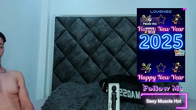 Snapshot of AmberAdams_ chatting on 01-20-25, 04:23 AmberAdams  online show from 01-20-25, 04:23