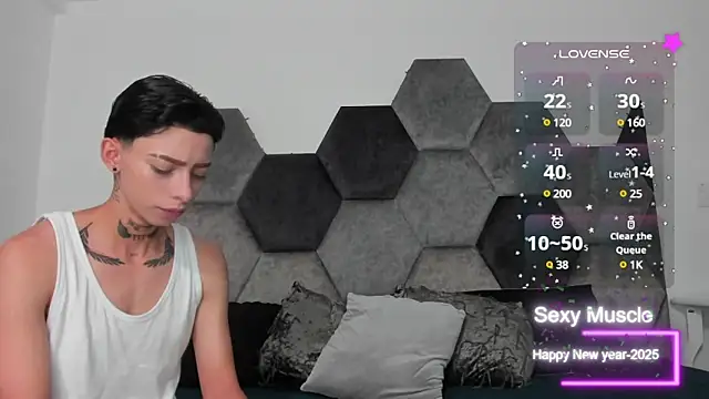 Snapshot of AmberAdams_ chatting on 02-11-25, 01:20 AmberAdams  online show from 02-11-25, 01:20