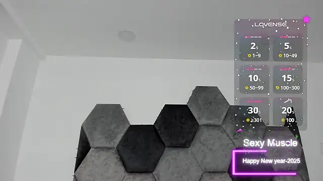 Snapshot of AmberAdams_ chatting on 02-15-25, 05:28 AmberAdams  online show from 02-15-25, 05:28