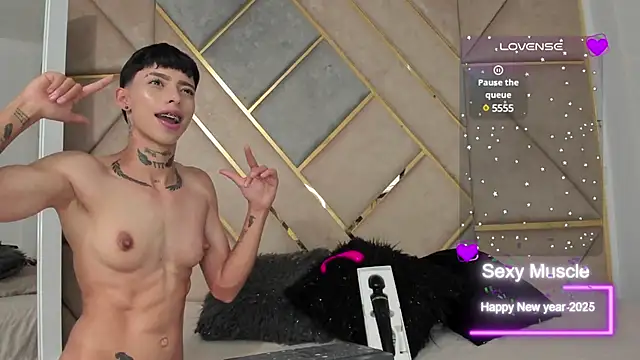 Snapshot of AmberAdams_ chatting on 02-18-25, 09:42 AmberAdams  online show from 02-18-25, 09:42