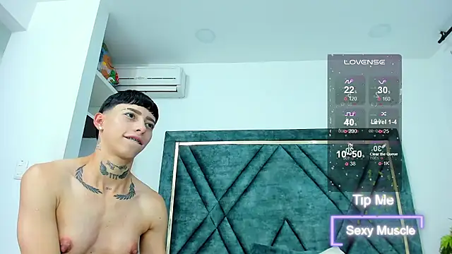 Snapshot of AmberAdams_ chatting on 03-05-25, 04:56 AmberAdams  online show from 03-05-25, 04:56