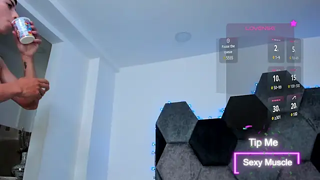 Snapshot of AmberAdams_ chatting on 03-13-25, 04:23 AmberAdams  online show from 03-13-25, 04:23