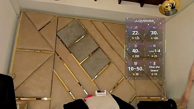 Snapshot of AmberAdams_ chatting on 09-15-25, 01:11 AmberAdams  online show from 09-15-25, 01:11