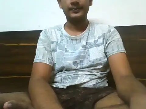 Dusky Aarav online show from 10-16-25, 05:08