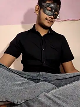 Snapshot of Dusky_Aarav chatting on 12-15-25, 09:24 Dusky Aarav online show from 12-15-25, 09:24