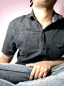 Snapshot of Dusky_Aarav chatting on 12-16-25, 10:59 Dusky Aarav online show from 12-16-25, 10:59